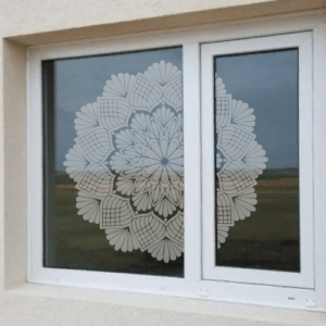 Vinilo decorativo esmerilado Silueta Mandala para puertas de vidrio.